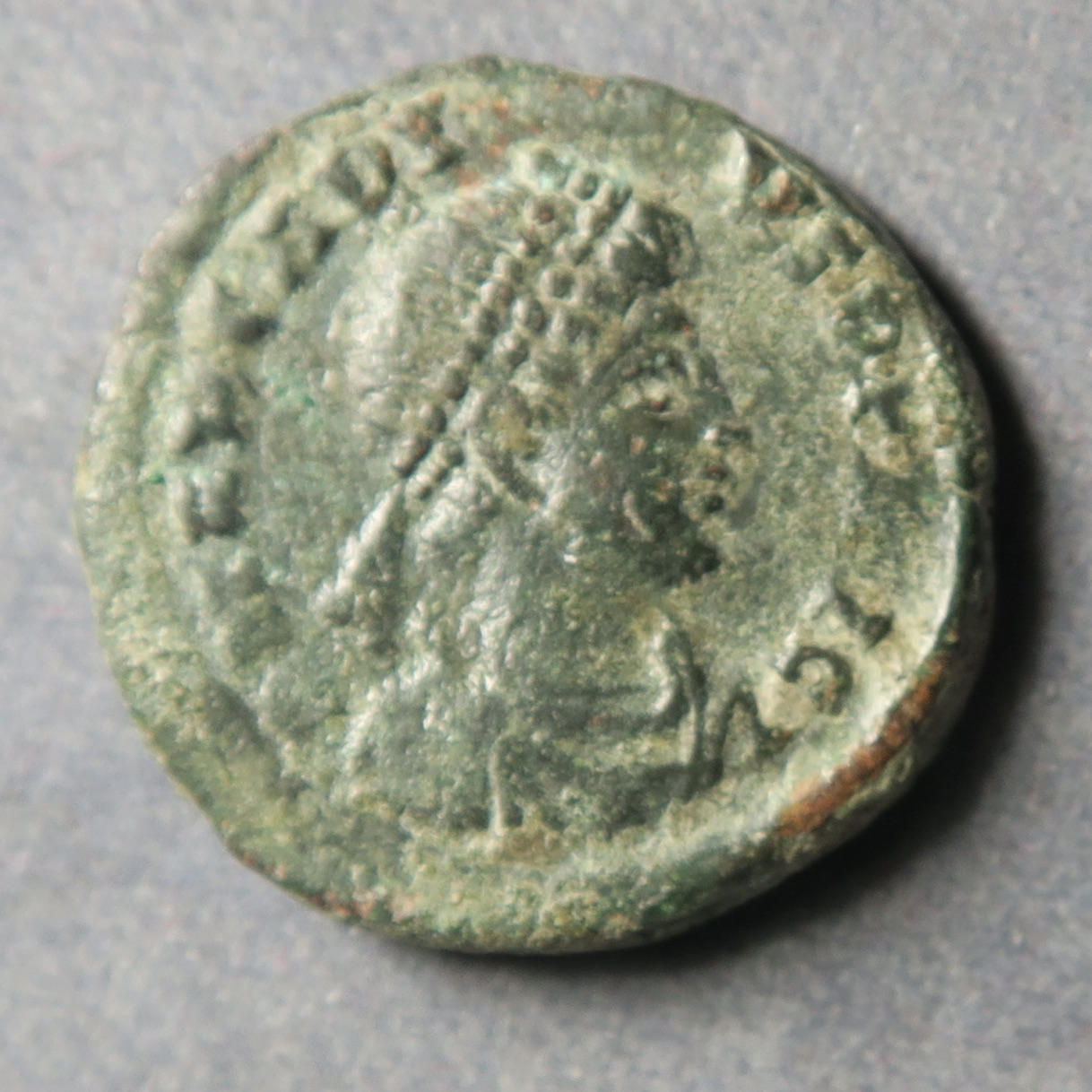 Ancient Roman bronze AE2 coin of Arcadius, reverse Gloria Romanorum 4th ...
