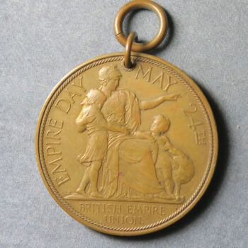 GB Empire Day - bronze medal - portrait of Edward as PoW (later Edward VIII)