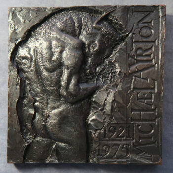 MB109007 Michael Ayrton bronze sculpture medal by Ian Rank Broadley for BAMS with Minotaur