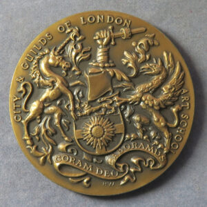 MB109106 GB City & Guilds of London Art School bronze prize medal by HW