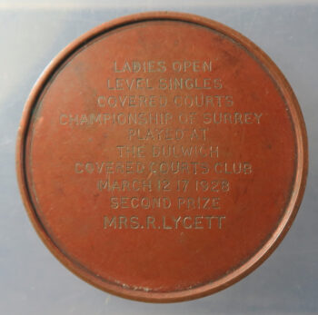 MB109195 GB Surrey County LTA Lawn Tennis Association bronze prize medal 1928