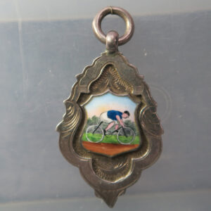 MB109242 GB Very pretty Cycling silver & enamel fob medal 1913