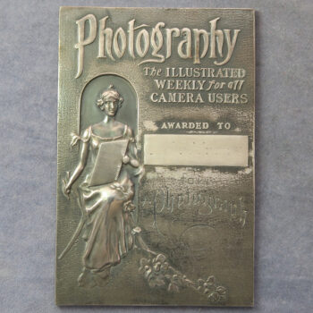 MB109393 GB Photography weekly magazine silver prize medal 1911