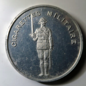 France Cigarettes Commandant Cigarettes Militaire advertising medal aluminium WW1