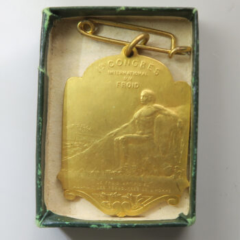 France Intenational Refridgeration Congress 1908 Paris uniface badge medal in card box