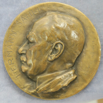 Bronze medal, commemorating Prof. Hermann Sahli, Swiss  Bronze medical medal