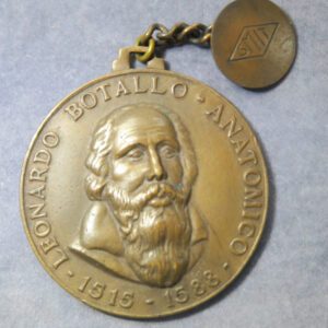 Meeting of International Medical Surgeons 1954 in Turin Leonardo Botallo 1515-88 Anatomist,  portrait by Borelli- medal badge