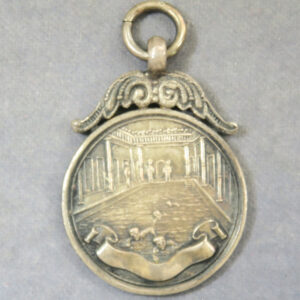 The Beulah School swimming medal hallmark 1913 A Froud 440 Yards - Thornton Heath LondonThe Beulah School swimming medal hallmark 1913 A Froud 440 Yards - Thornton Heath LondonThe Beulah School swimming medal hallmark 1913 A Froud 440 Yards - Thornton Heath London