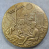 MB110048 Pisanello Renaissance artist by Avril Vaughan cast bronze medal 1990