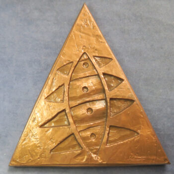 MB110051 France Biennale de Paris 1967 Monnaie de Paris copper triangular medal