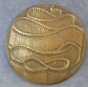 MB110060 France Le Cinema by Claudine Berechel bronze medal 1977