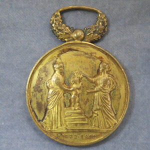 MB110080 France Hygiene de l’Enfance Child Hygiene Concours gilt prize medal 1892