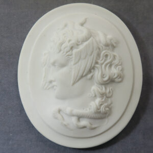 MB110119 Germany Staatliche Museen Berlin DDR Meissen porcelain medal Medea