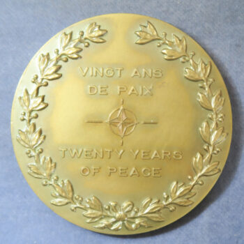 MB110127 NATO/OTAN 20 years of Peace 1949-69 commemorative bronze medal