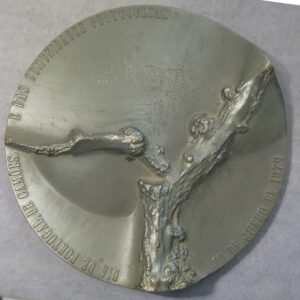 Oak tree with branches bronze medal