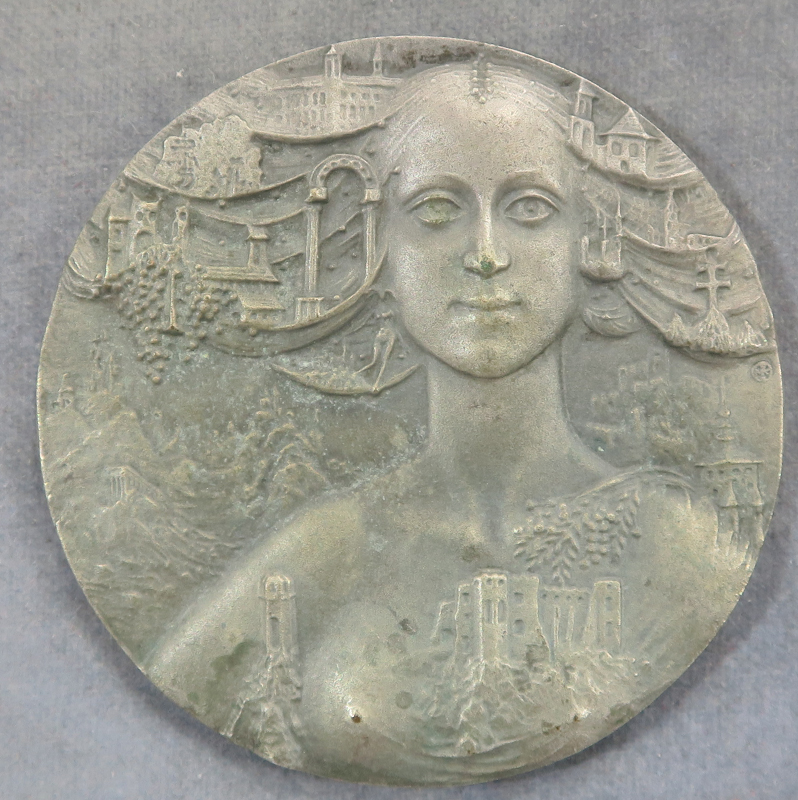 Slovakia personified art medal by Polonsky female with buildings and grapes silvered metal- RD117