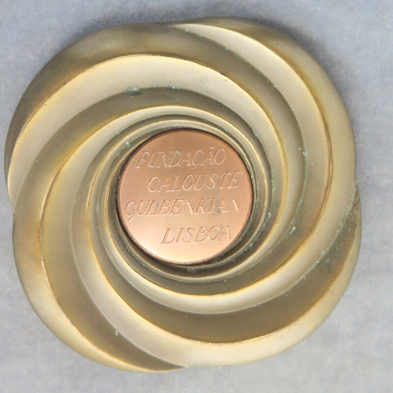 Calouste Gulbenkian Lisboa bronze & copper medal modern