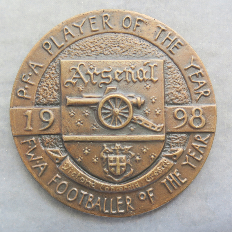 Arsenal Logo 1998 bronze medal commemorating Dennis Bergkamp