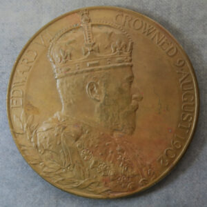 GB Large Edward VI1 and Alexandra coronation medal Official Royal Mint bronze by De Saulles